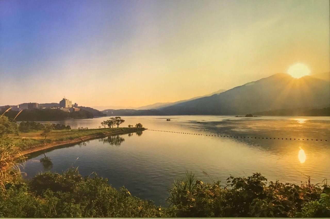Sun Moon Lake B&B Юйчи Экстерьер фото